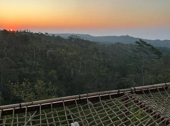 Wanagiri Sunset Glamping Campo de lujo Gitgit