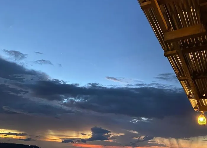 Wanagiri Sunset Glamping * Gitgit