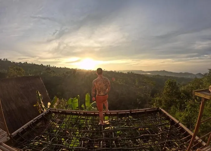 Wanagiri Sunset Glamping Campo de lujo
